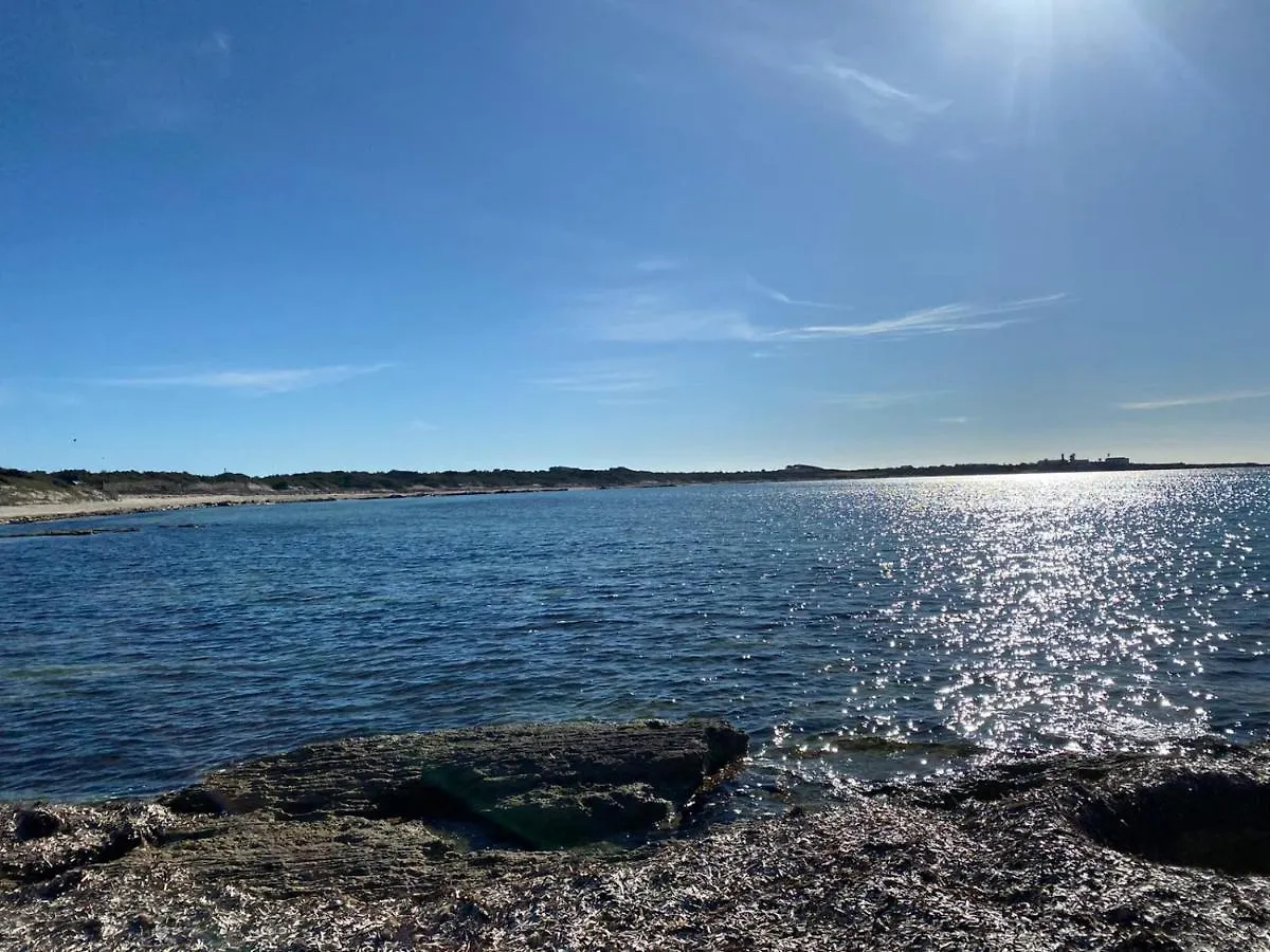 I Fenicotteri - Appartamenti sul Mare Calasetta 0*,