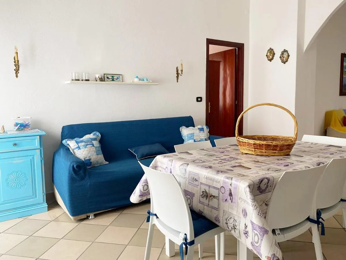 I Fenicotteri - Appartamenti sul Mare Calasetta 0*,  Italia